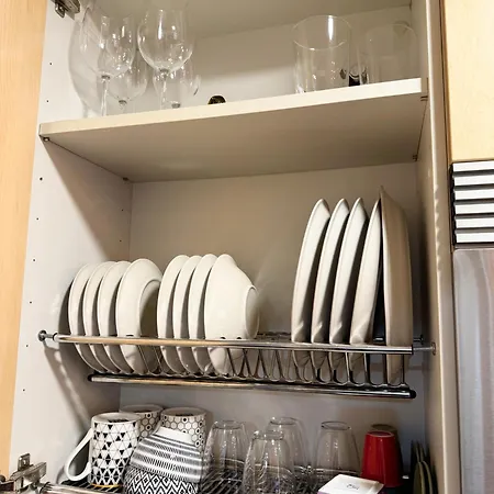 Labarta Estudio En Puerta Del Sol Con Parking