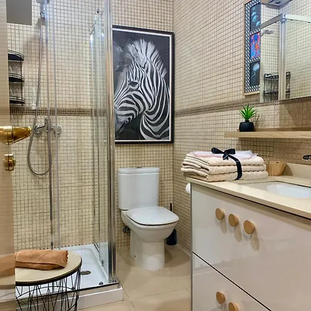 Labarta Estudio En Puerta Del Sol Con Parking Appartamento *